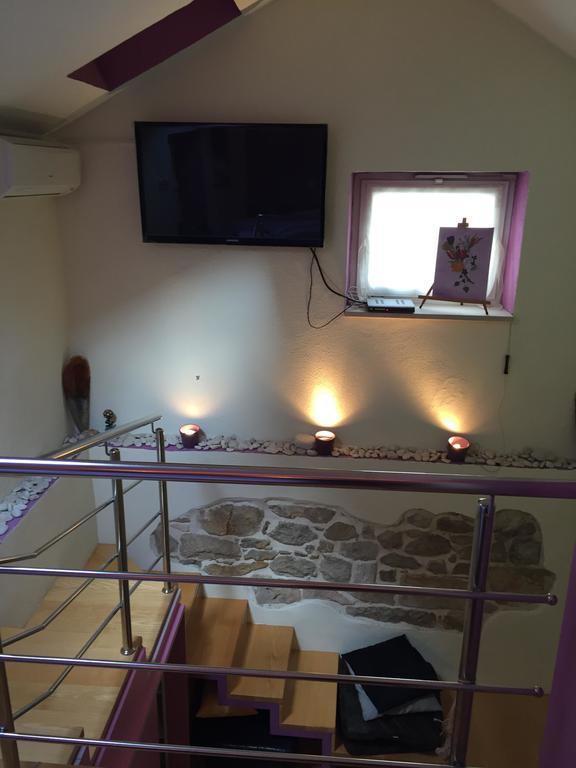 Elena Apartment